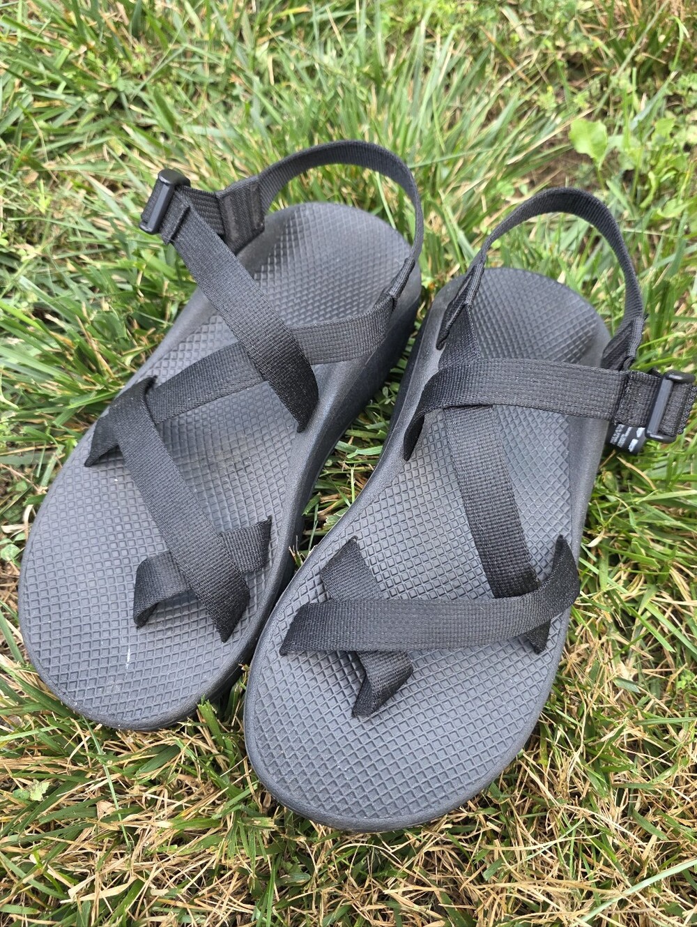 Chaco Mens Black Sandles Z Classic Cloud Sandles Black Sport 10 Hiking Adventure